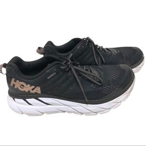 HOKA ONE ONE CLIFTON 6 SZ 8.5 BLACK 1102873